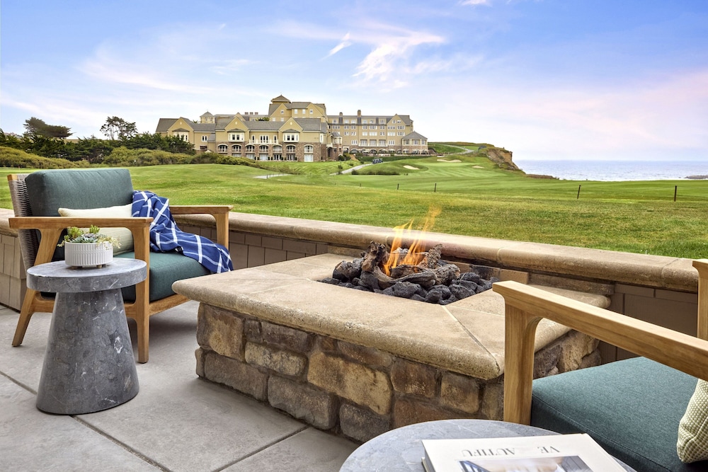 Ocean House Fire Pit Suite, 1 Bedroom, Club Access - Photo 2
