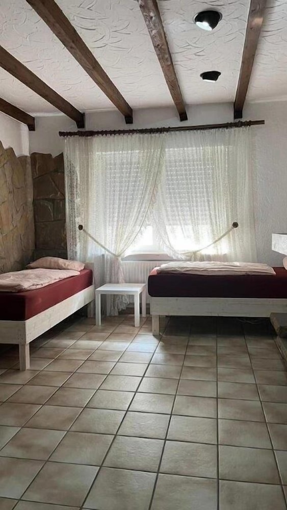 Basic Double or Twin Room photo 1