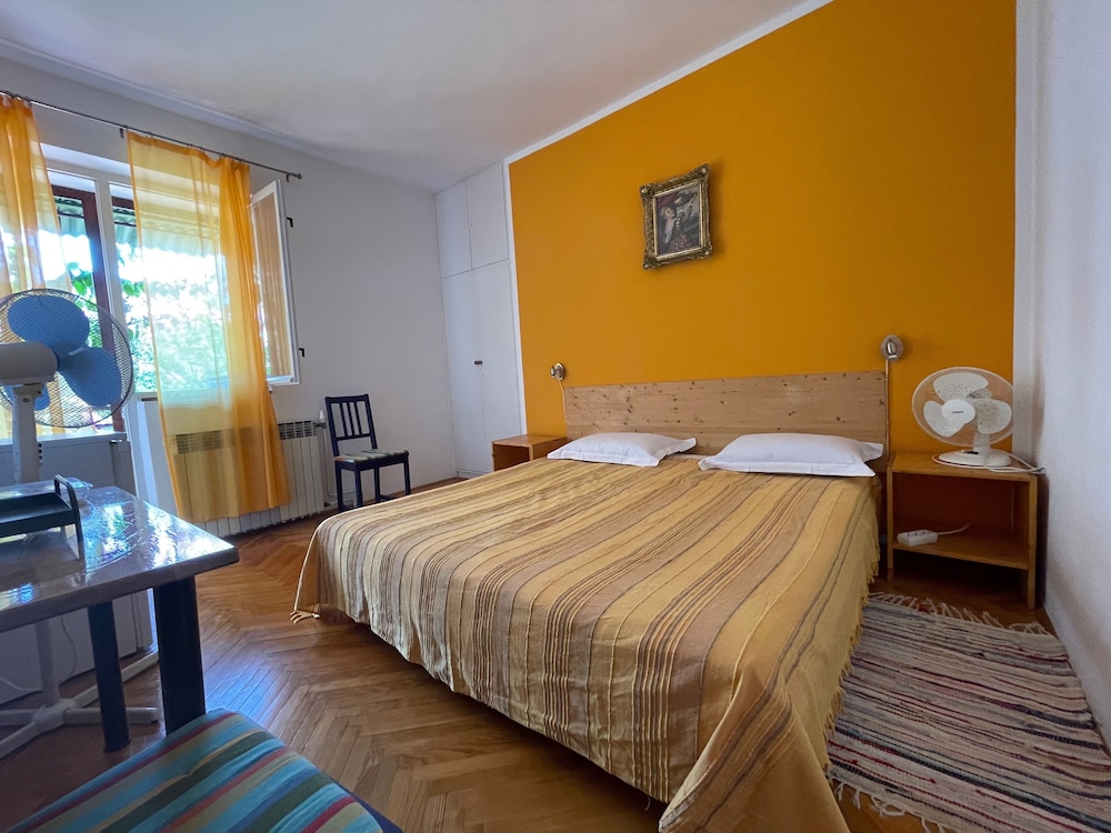 Room, 1 Bedroom, Balcony, Garden View