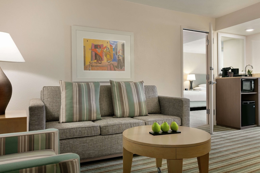 Suite, 2 Bedrooms, 2 Bathrooms