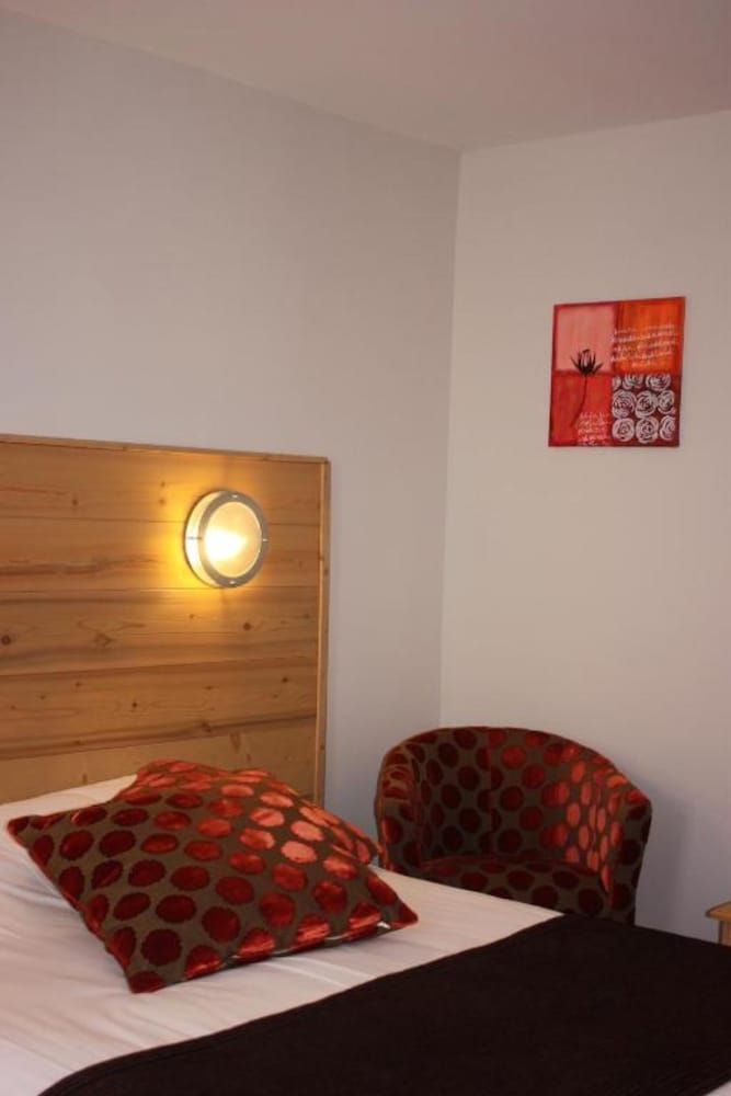 Family Room - Photo 7