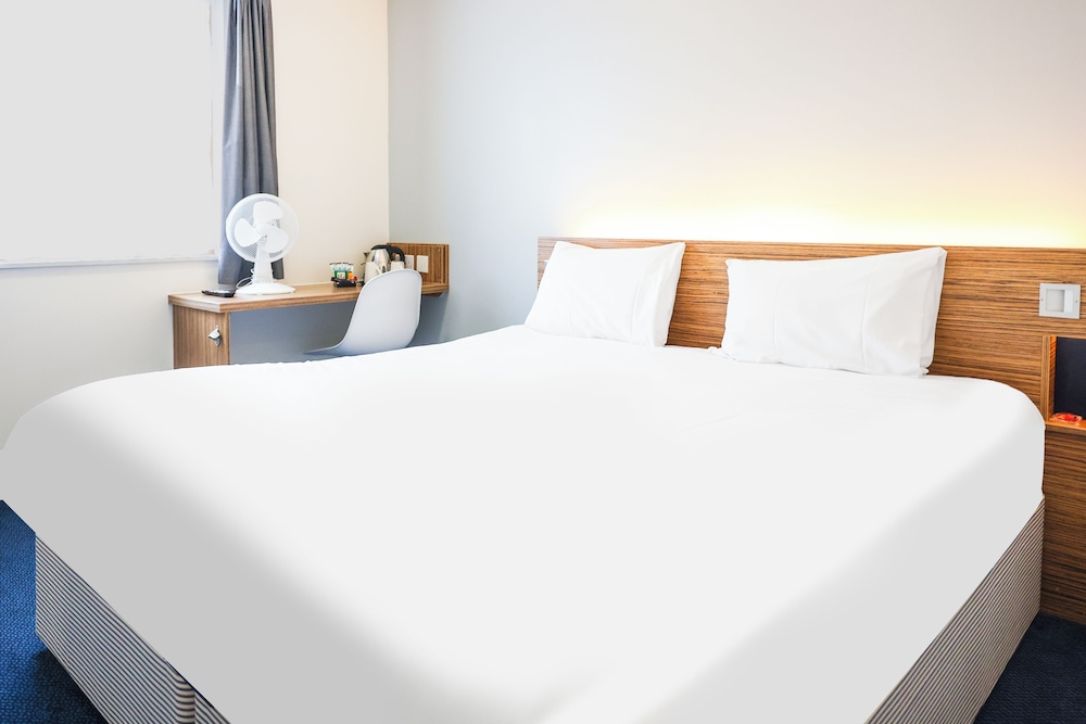 Standard Double Room - Photo 2