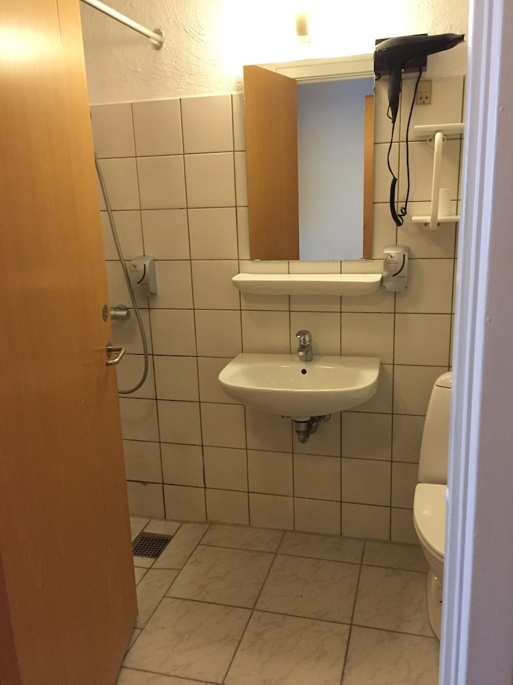 Standard Room photo 3