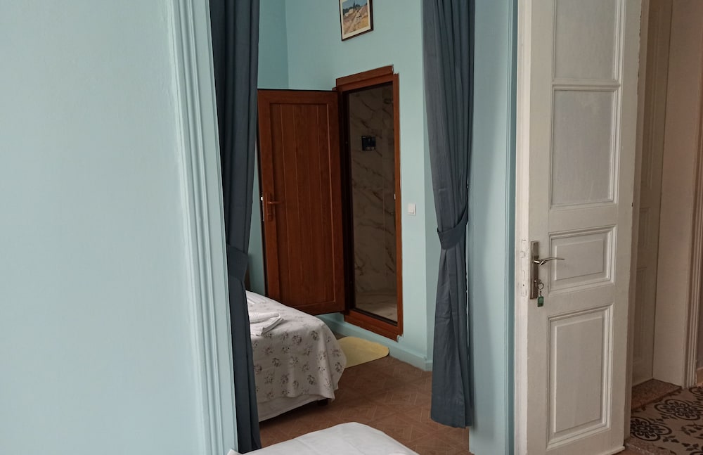 Standard Quadruple Room photo 2