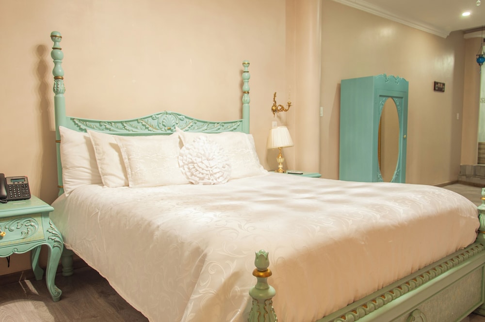 Luxury Room, 1 Queen Bed