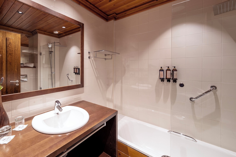 Presidential Suite, Valley View (Occitania, 2 Adults) photo 3