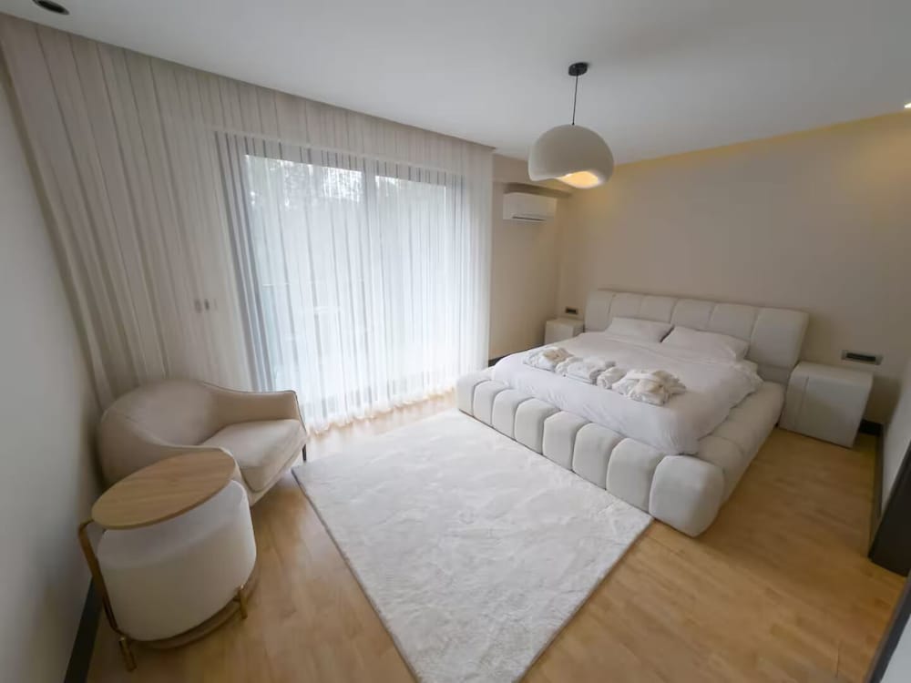Family Condo, 3 Bedrooms, Kitchen, City View