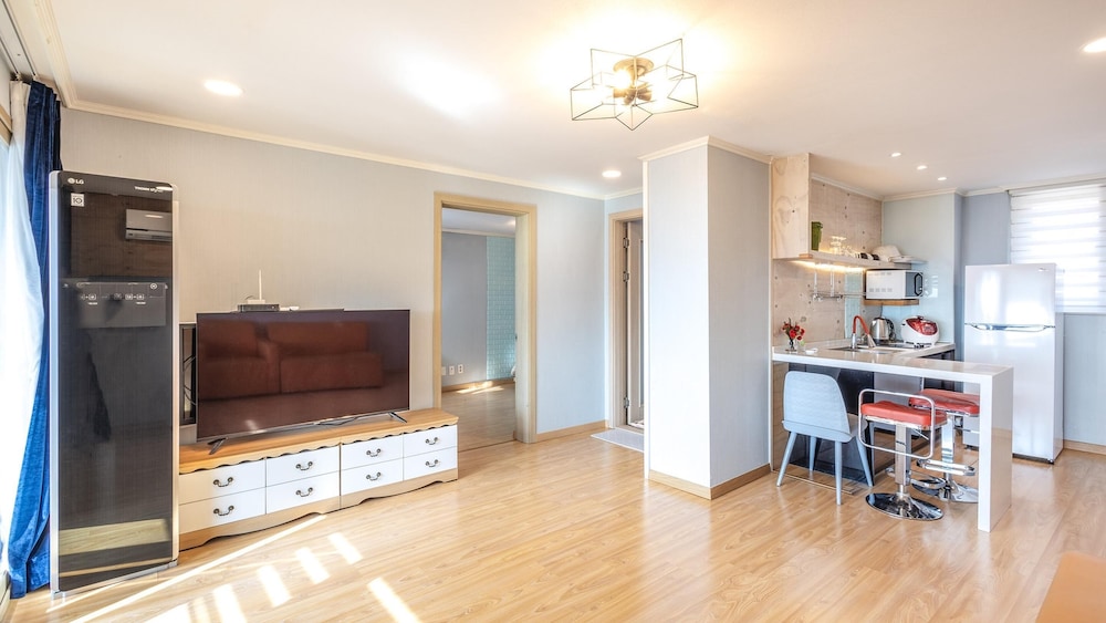 Basic Room, 1 Bedroom (sky) photo 3