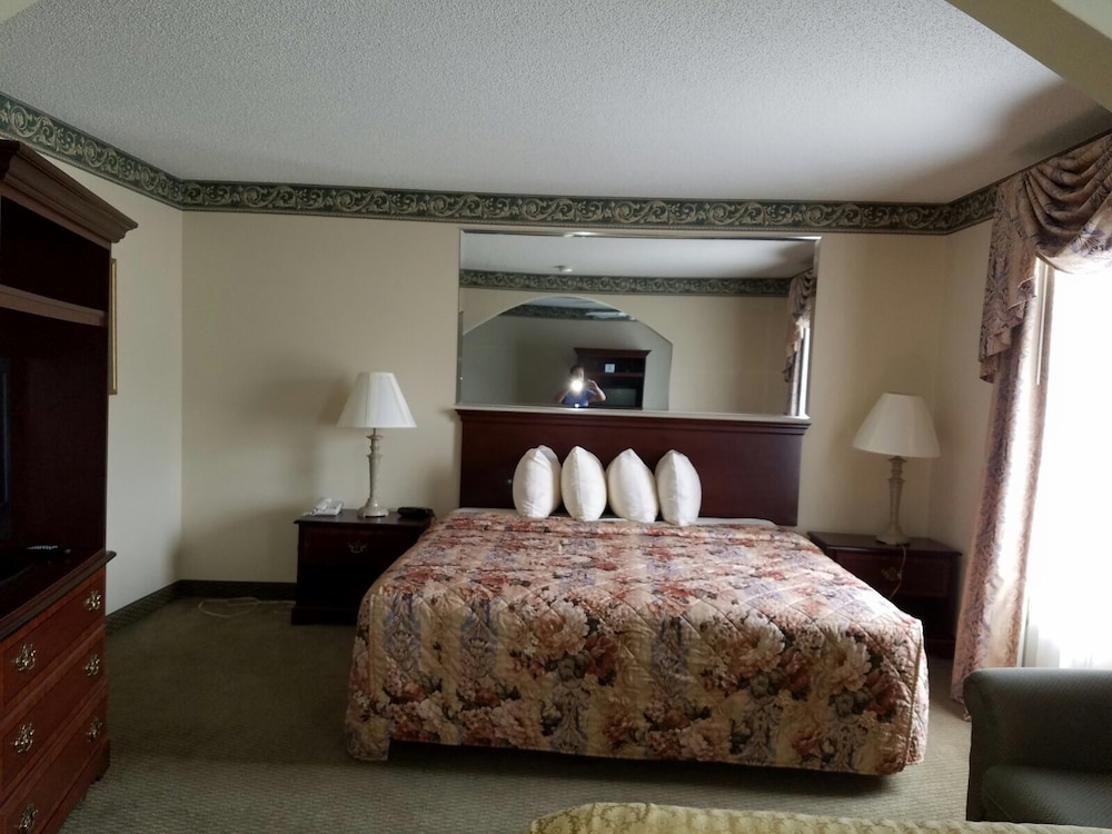 Jacuzzi Suite, 1 King Bed