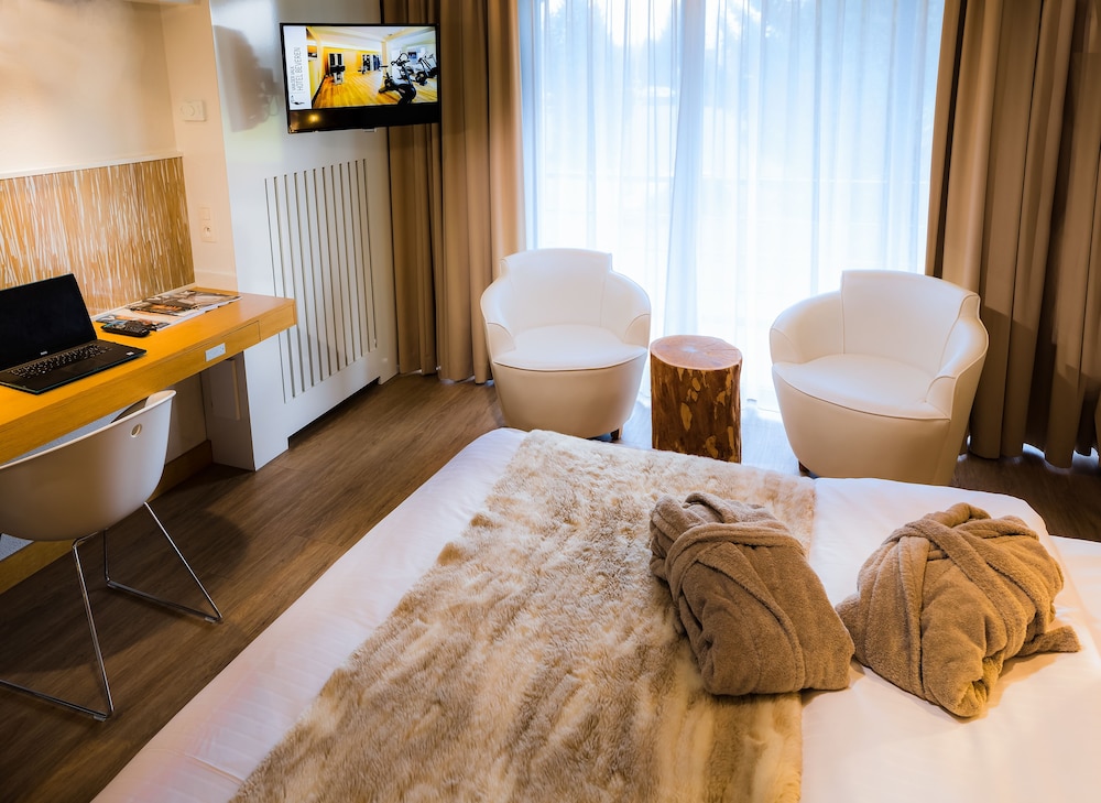 Comfort Room (Plus) - Photo 8