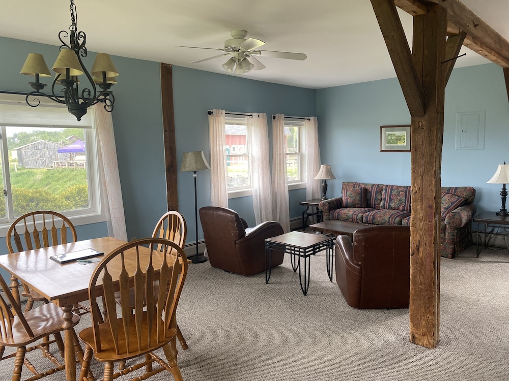 Darling Suite