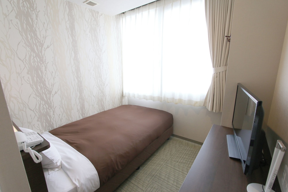 Renewal Single Room, Smoking
