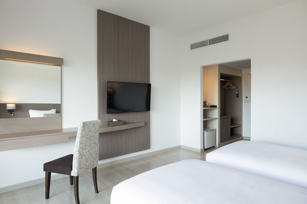 Superior Room, 2 Twin Beds - Photo 2