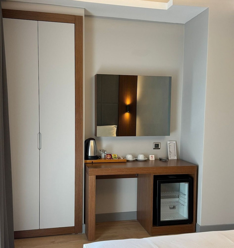 Economy Double Room photo 3