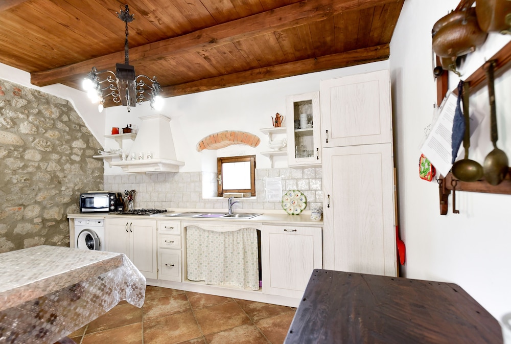 Panoramic Apartment, 3 Bedrooms, Patio, Valley View photo 3