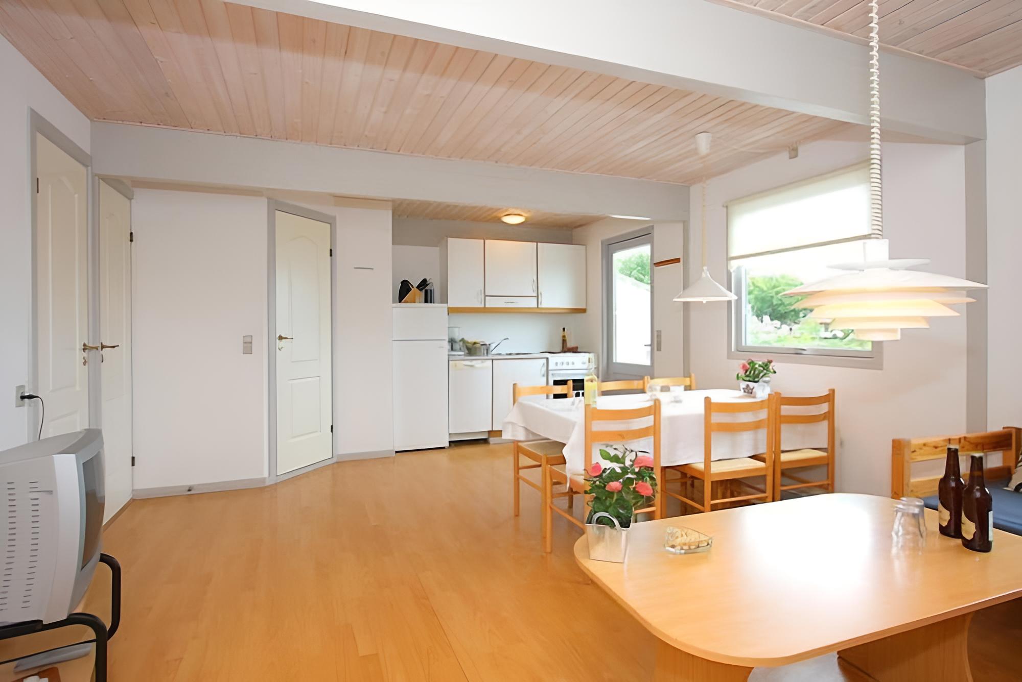 Family Apartment, 3 Bedrooms, Kitchen, Sea View (D) photo 3
