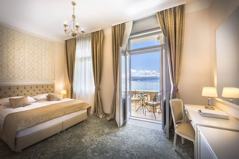 Superior Double Room, Balcony, Sea View - Photo 5