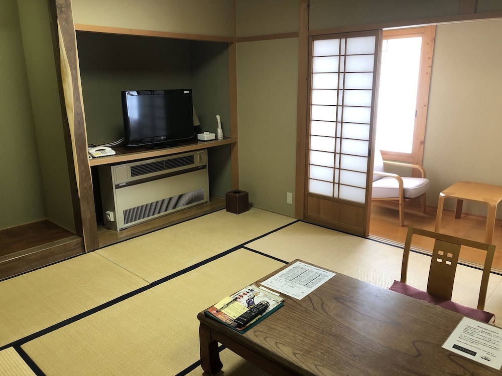 Japanese Style Room with Toilet photo 2