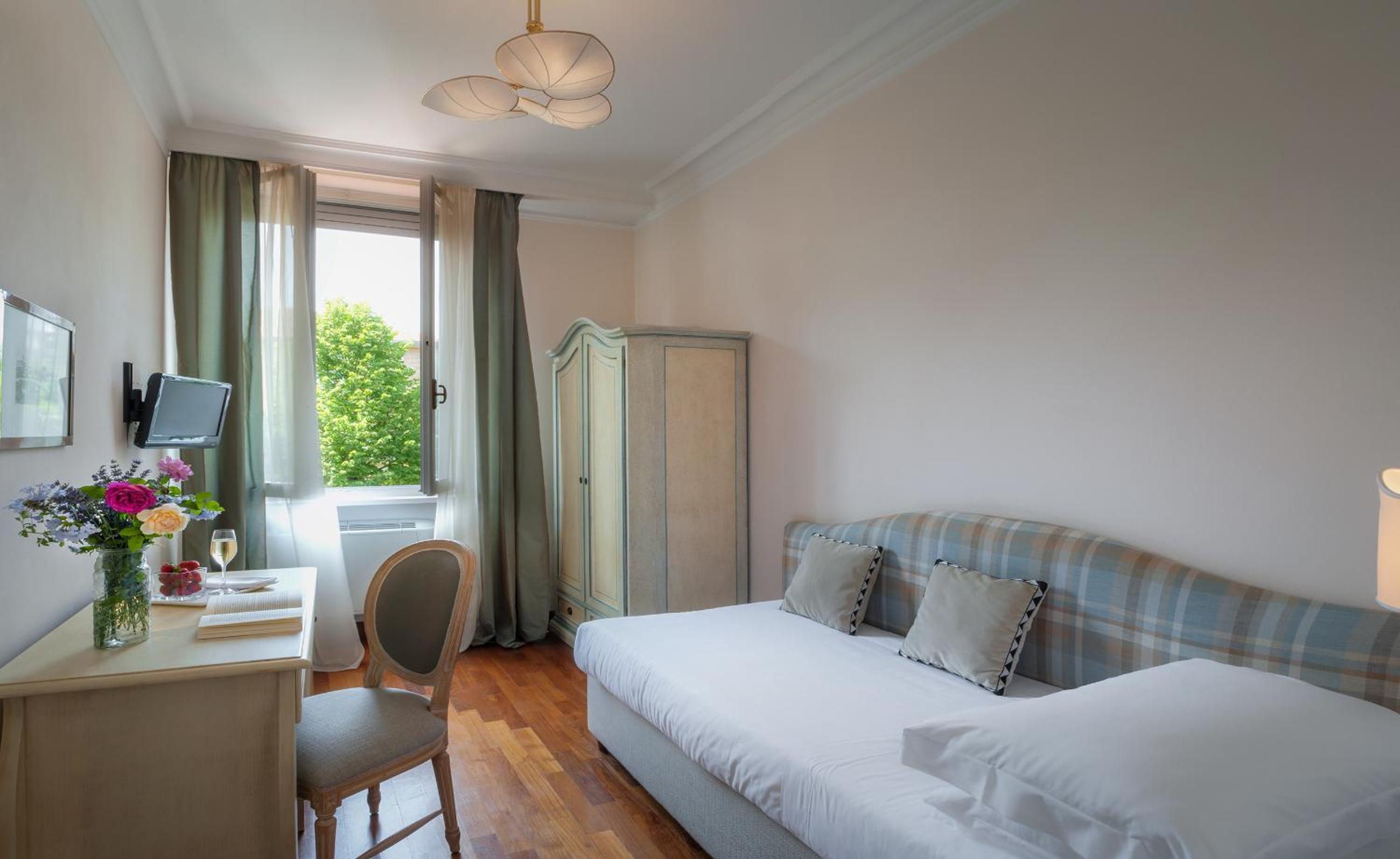 Classic Single Room