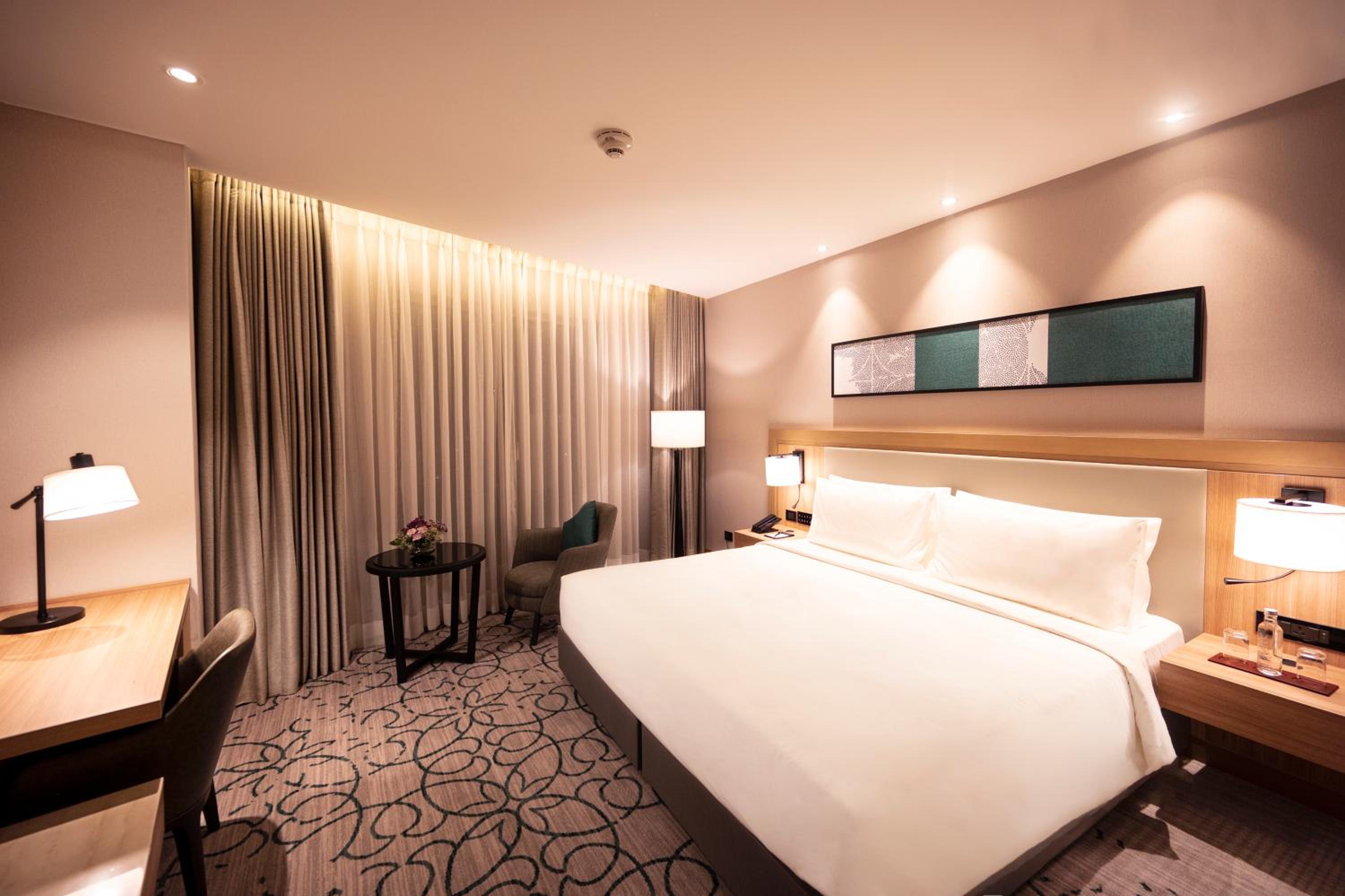 Superior King Room - Photo 1