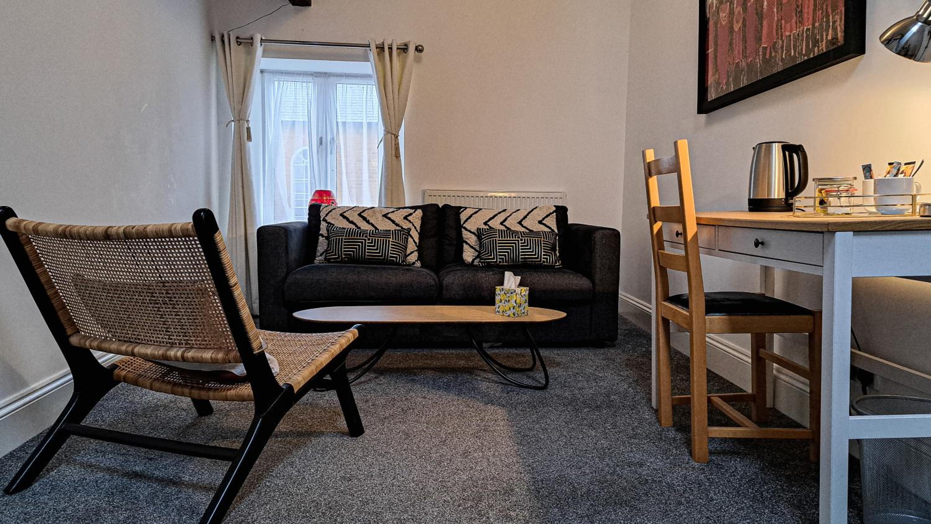 Double Room with Garden View - Photo 17