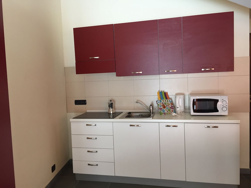Basic Studio (5 - Staffal) photo 2