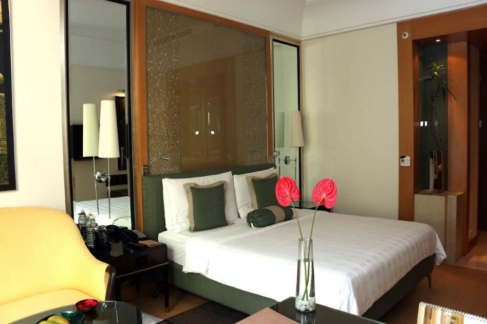 Superior Room, Pool View - Photo 1