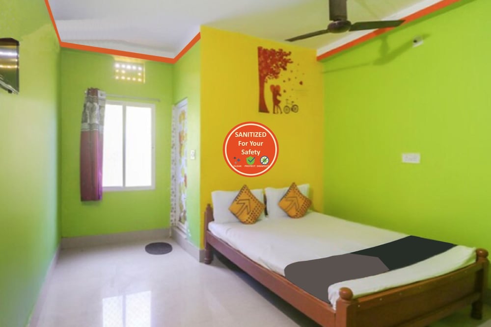 Deluxe Double Bed Room Non Ac - Photo 5