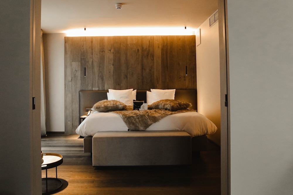 Executive Suite photo 1