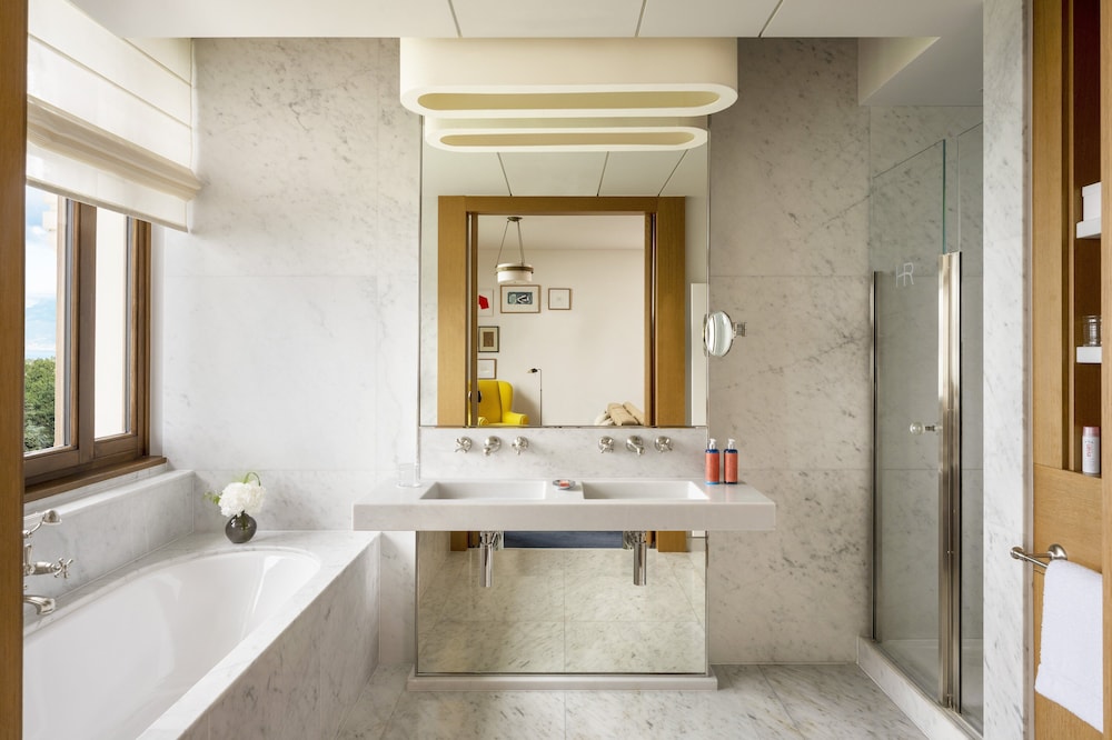 Room, Connecting Rooms, Lake View (Residence)