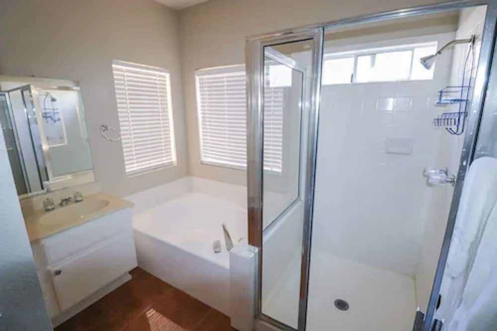 House, Multiple Beds, Accessible photo 2
