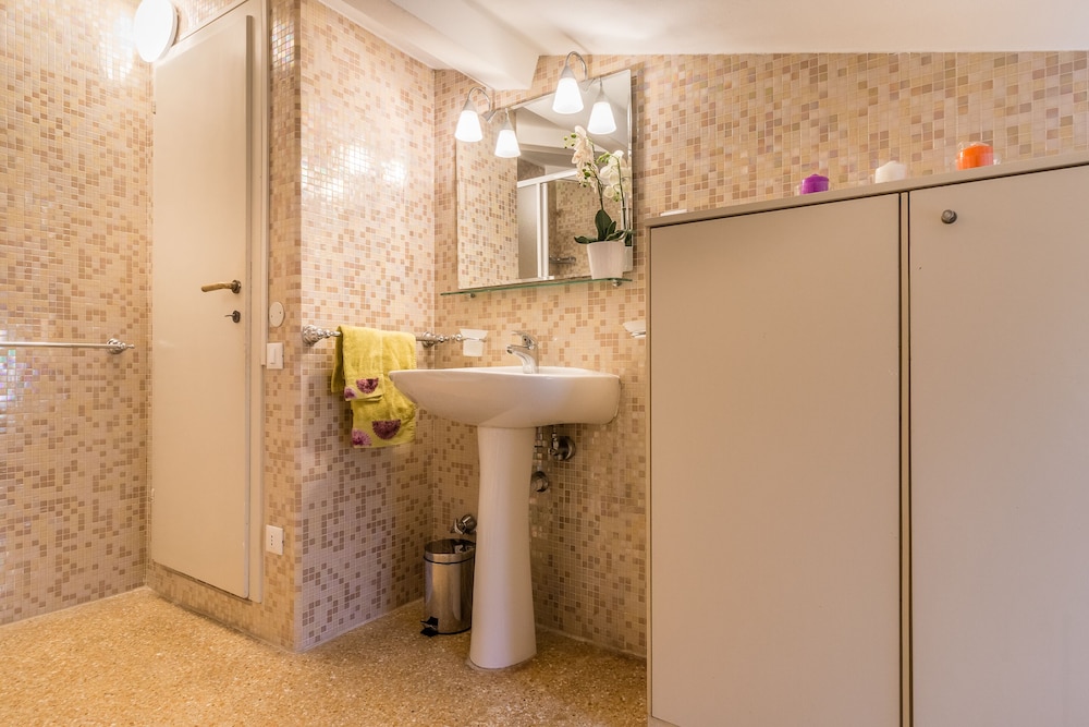 Grand Apartment photo 2