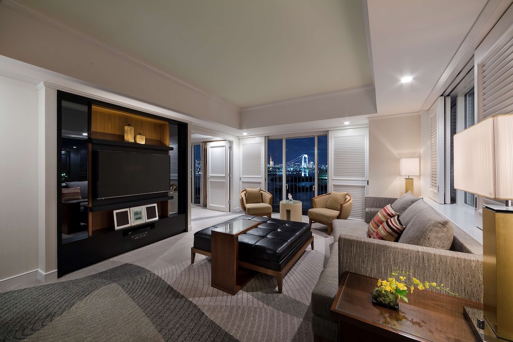 Twin Deluxe Terrace Suite – Non-Smoking – 80sqm – Terrace with Whirlpool – Reinbow bridge and Tokyo