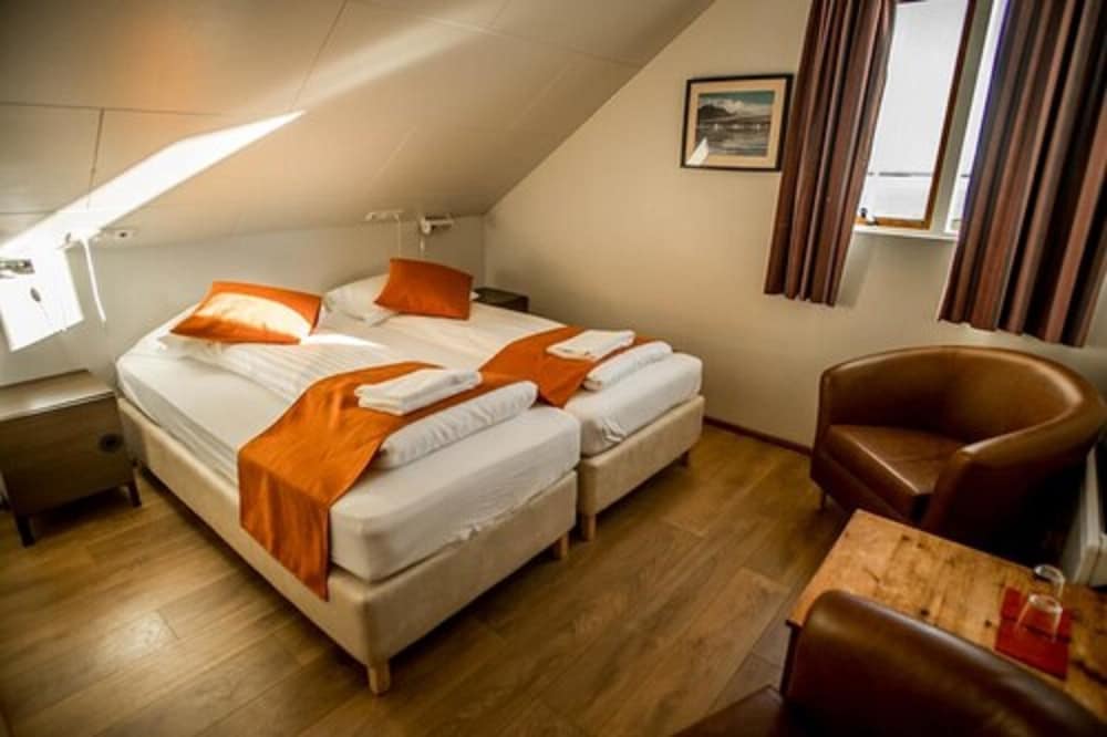 Double or Twin Room, Non Smoking photo 3
