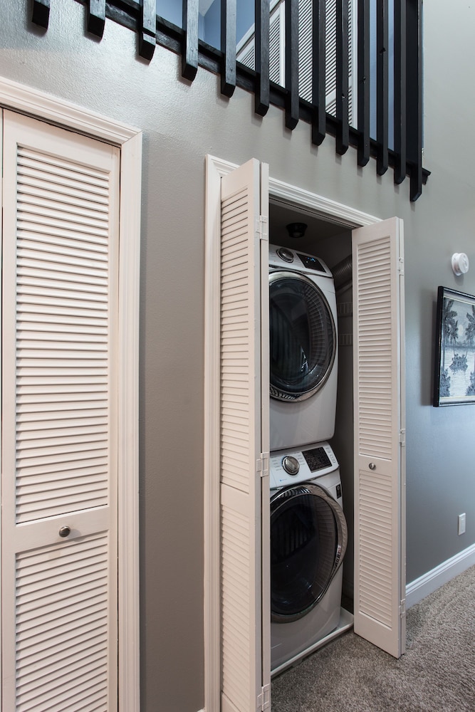 Luxury Townhome, 3 Bedrooms, Non Smoking photo 2