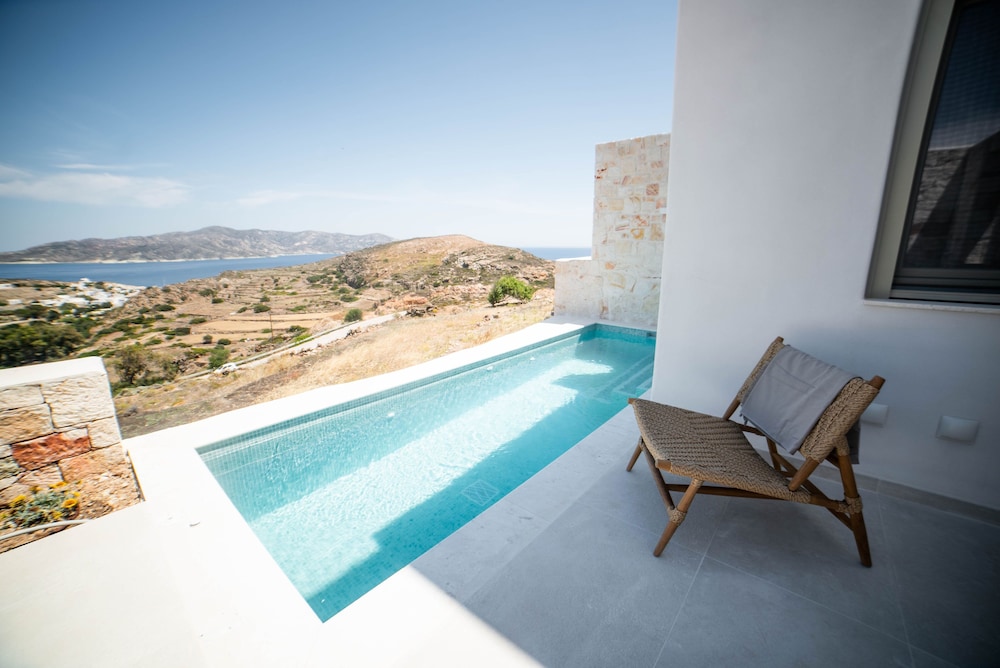 Luxury Suite, Multiple Bedrooms, Private Pool, Sea View photo 2