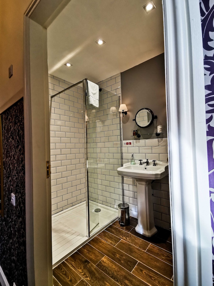 Luxury Double Room, Garden View (Culloden) photo 3