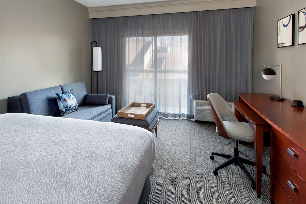 Room, 1 King Bed - Photo 1