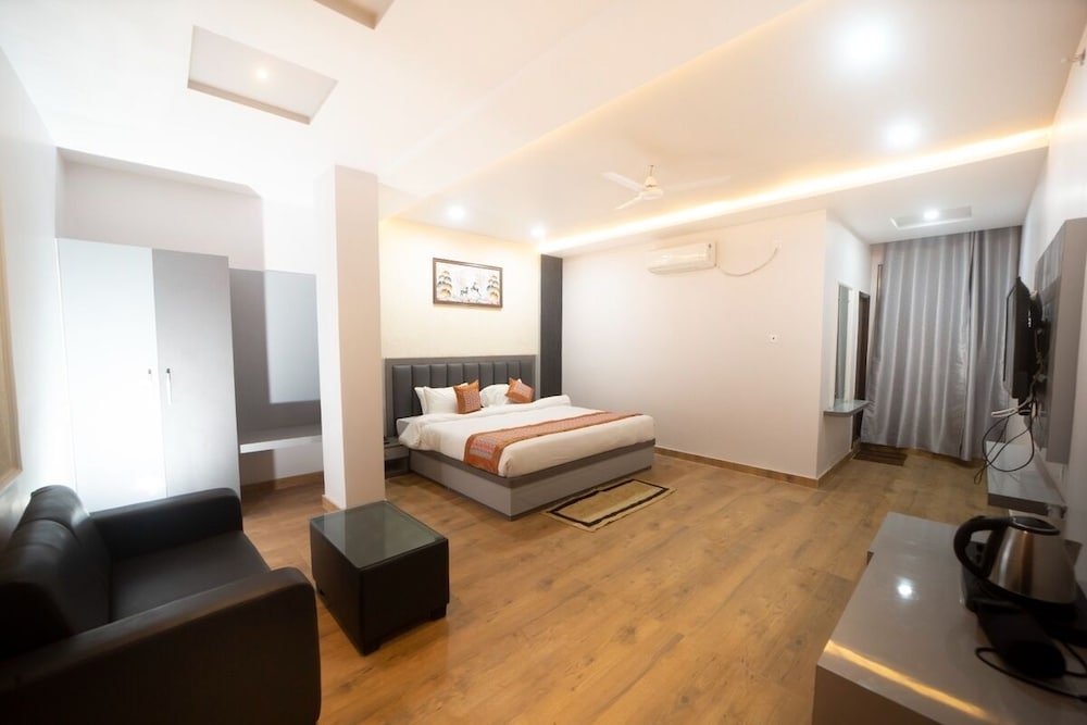 Premium Room - Photo 1