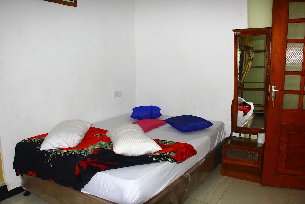 Deluxe Double Room, 2 Bedrooms, Non Smoking, Hill View