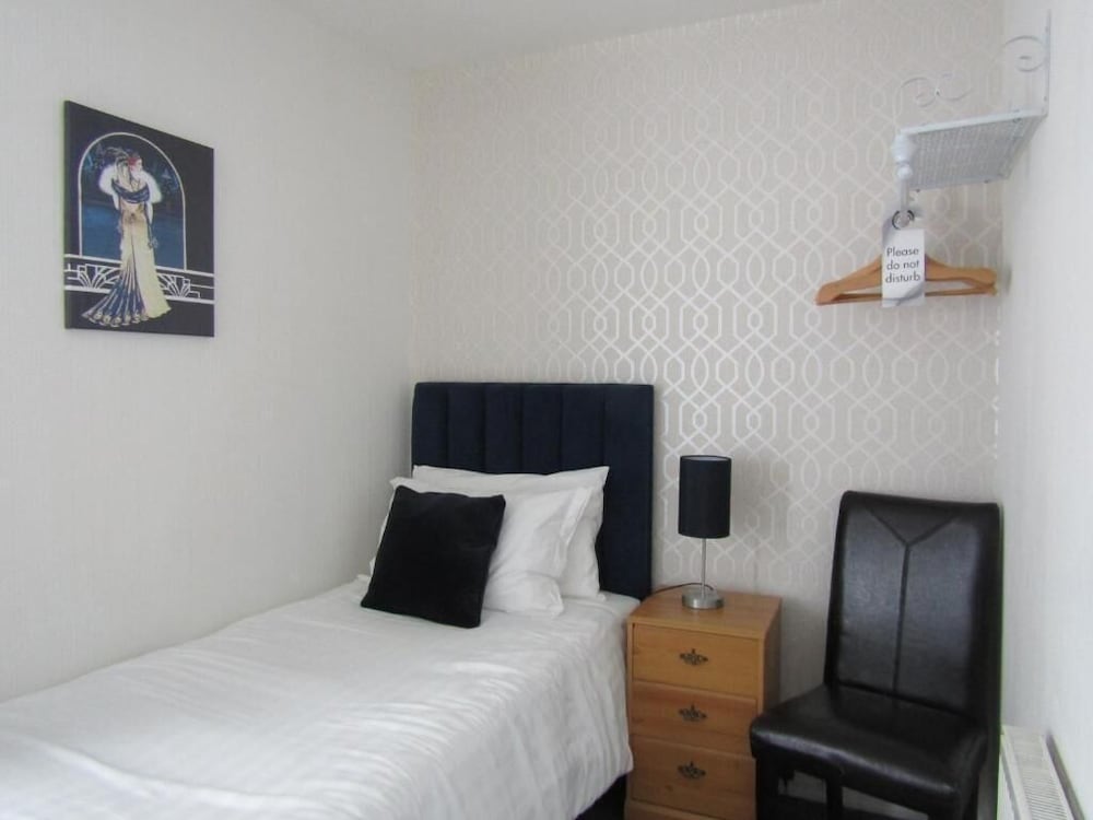 Basic Single Room photo 1