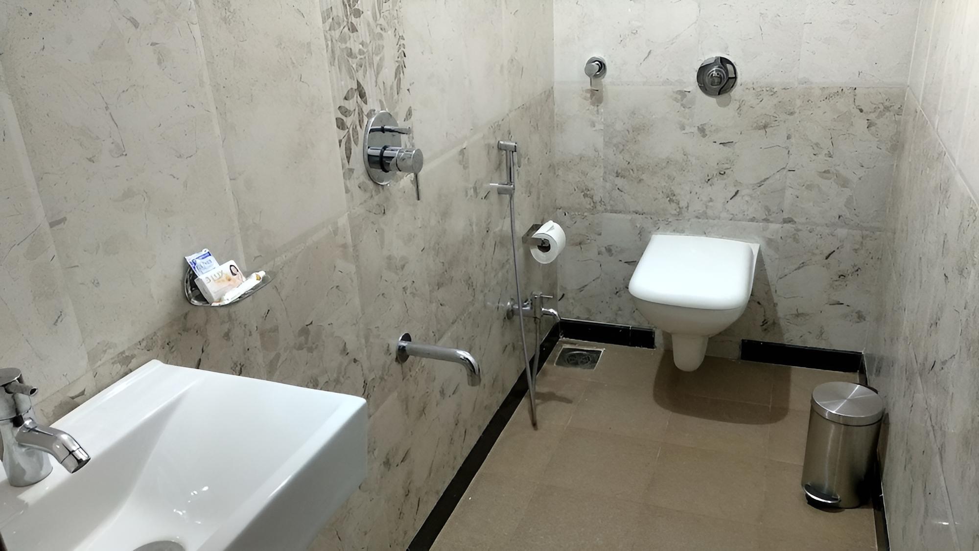 Standard Room - Photo 9