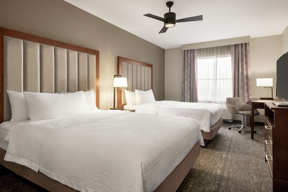 Suite, 2 Queen Beds photo 1