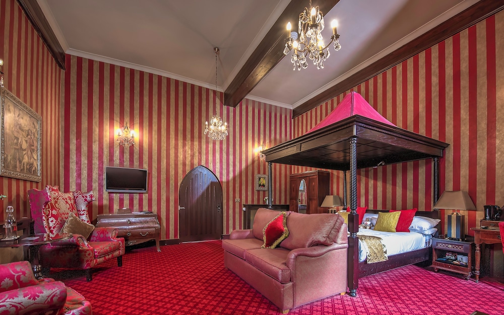 The Derwentwater Suite