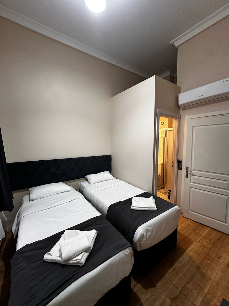 Deluxe Twin Room, 2 Twin Beds, City View photo 1