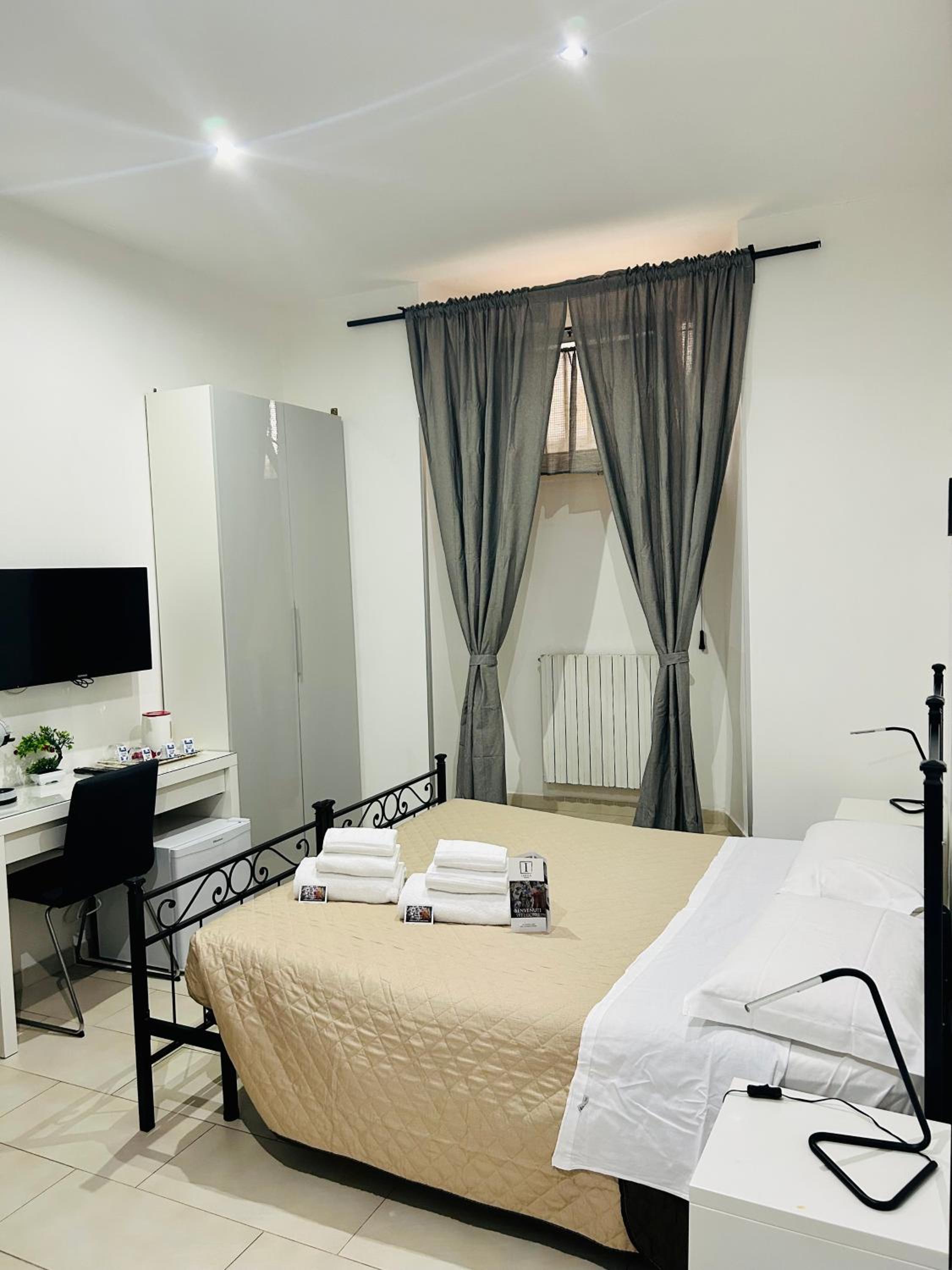 Deluxe Double or Twin Room photo 1