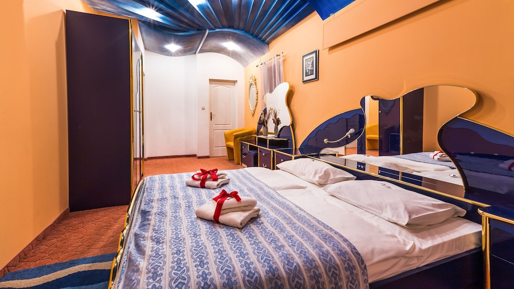 Romantic Suite photo 3