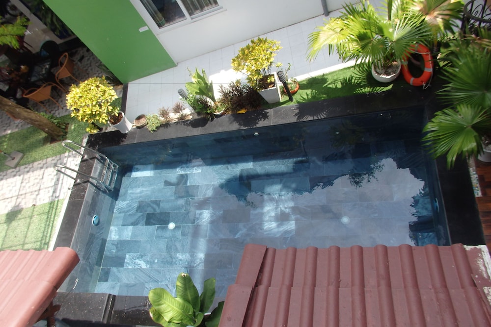 Deluxe Double Room, 1 Queen Bed, Pool View
