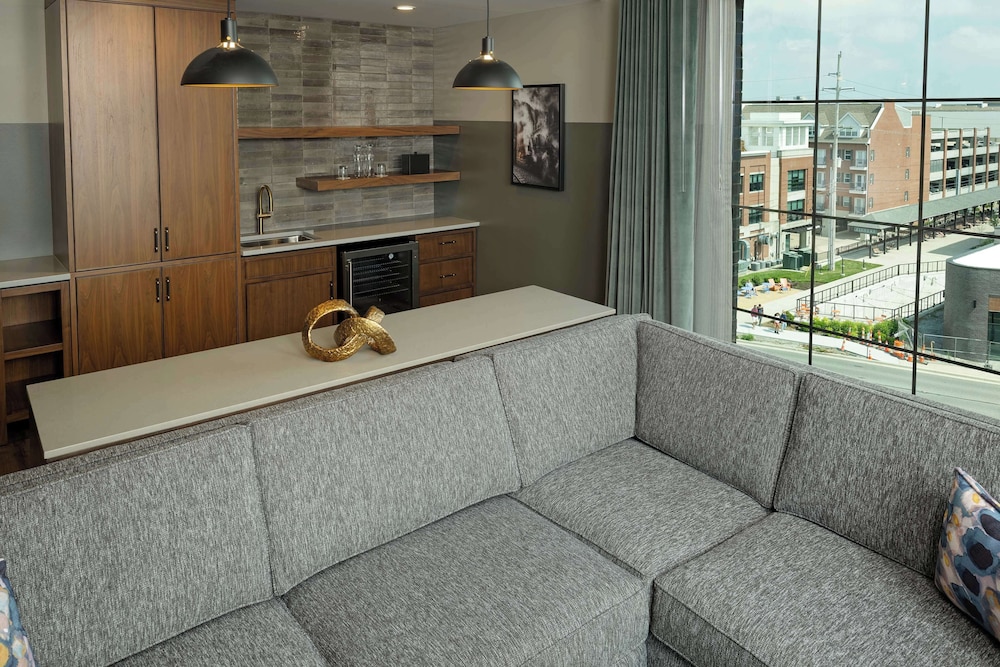 Room, 1 Bedroom, Accessible, Kitchenette (Hearing) - Photo 3