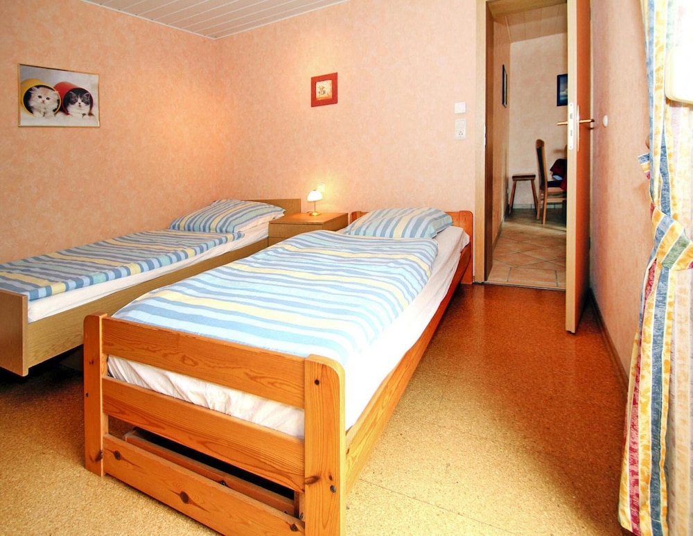 Bungalow photo 2
